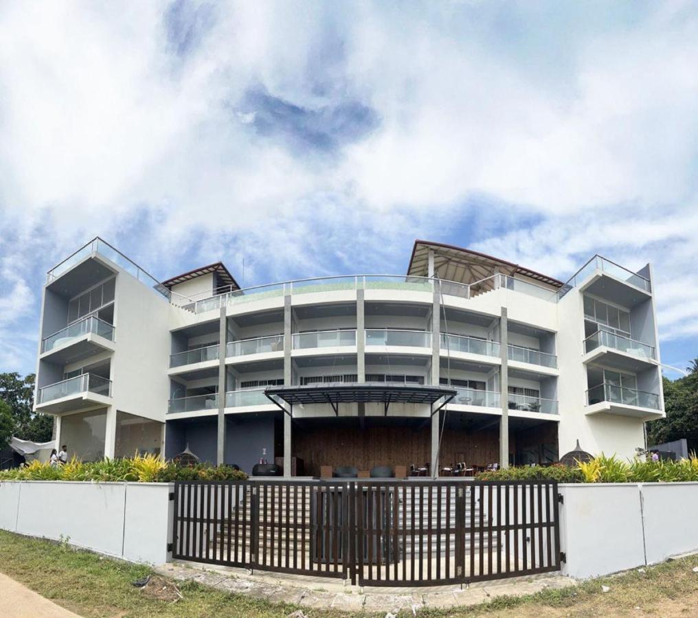 Mazarine Surf Suites Hiriketiya Dickwella Zewnętrze zdjęcie